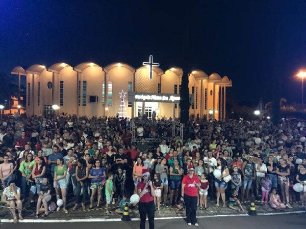 Abertura do Natal encanta os lontrenses